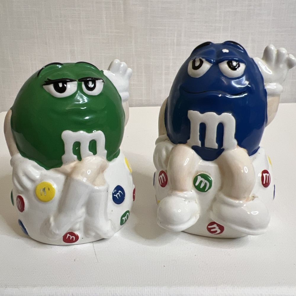 M&M's Salt & Pepper Shakers Original Stoppers Blue & Ms Green READ